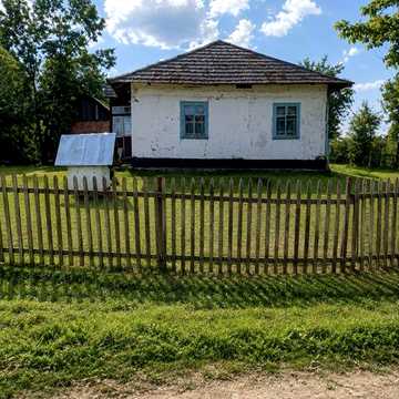 Продам будинок, газ, земельна ділянка 20сотих