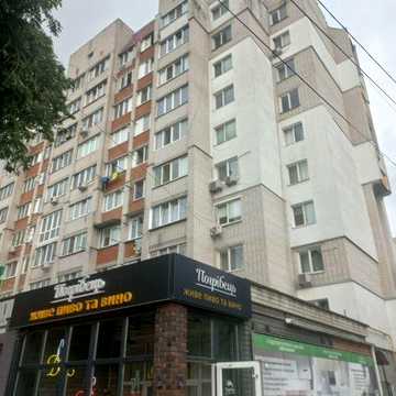 Продам нову  2-х кімн. квартиру в р-ні " Юності"