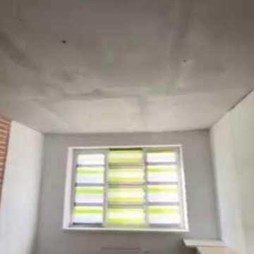 Продам 1-кімнатну квартиру. Вул. Аболмасова, 4А. 2-й поверх. М "Лівобережна" 10 хвилин.  Без комісії. ЖК Friendly House
