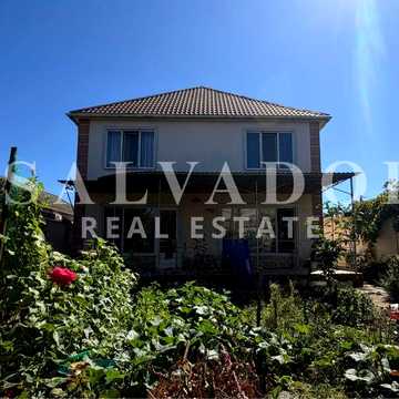 Продаж 2-поверхового будинку 190 м² + горище | 5,6 соток | Черемушки | вул. Ганни Михайленко (Спартаківська)