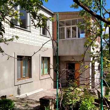 Продаж 4к Дім Молодіжна вулиця