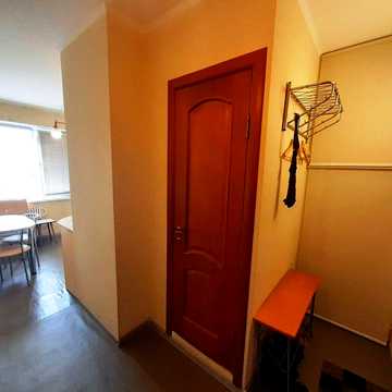 Сдам 1к кв-ра ж\м Фрунзенский ( Каменский ) Варус Школа 142