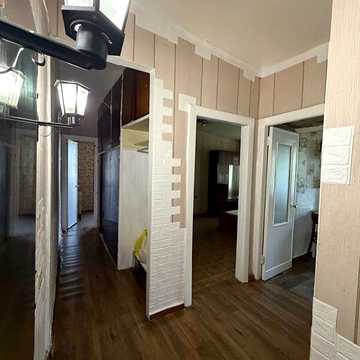 Довгострокова оренда 2к Квартира Михайла Комарова (Космонавта Комарова) вулиця