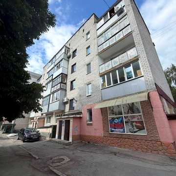 Продаж 2-кімнатної квартири в центральній частині міста!
