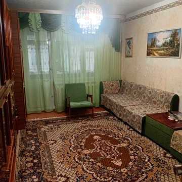 Трикімнатна квартира м-н Браїлки