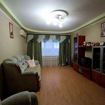 Продається  3к квартира з меблями