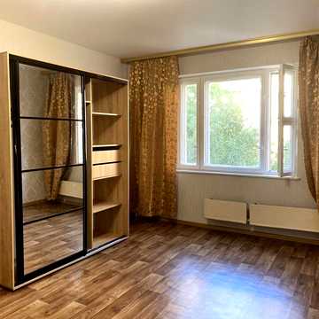 Продаж однокімнатної квартири, ремонт, Лукʼянівська 21
