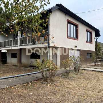 Готовий до проживання будинок у Виноградові