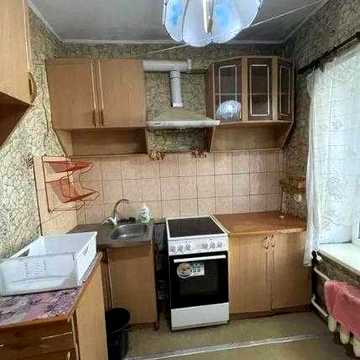Продам 3-х комн. квартиру на ул. Столбовая
