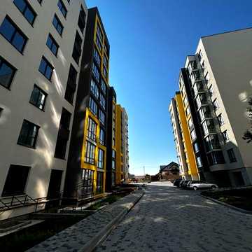 1-кім вул.15Квітня  42м 5/10 ц -  32тис,дол ЖК Нові Байківці