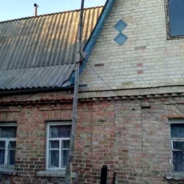 Будинок півбудинку 105м2 59000$