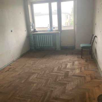 Продам 1 комнатную квартиру в кирпичном доме по уличе северокольцевая 12