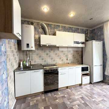 2-кімнатна СТАЛІНКА, просп.Свободи, 4/5, YES