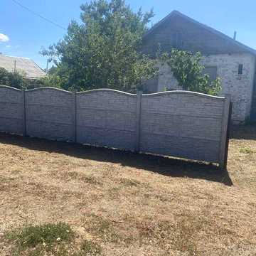 Продаж будинку під реконструкцію