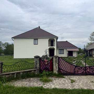 Господарство в селі Лукавці Вижницького р- ну