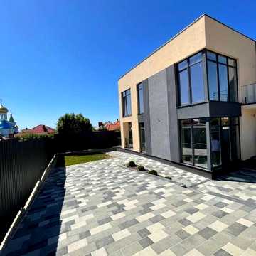 Продається дуплекс ,будинок | центральні к-ціі | р-он Червениця