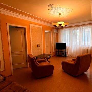 Здам 4х кімнатну квартиру по вул. Блюхера