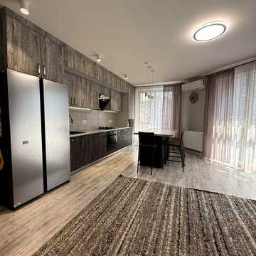2-кімнатна квартира в р-ні Каскад, 72 м2.