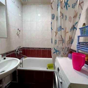 ПРОДАЖ! 2 км квартира! Вул. Острограцьких!