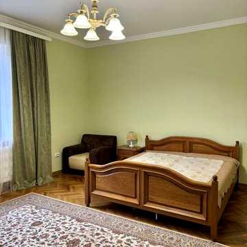 Оренда 2-к в самому серці міста, район Кобилянської,площі Соборної