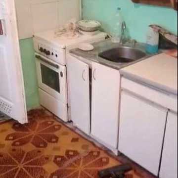 Здам 2-кімнатний частину  будинку