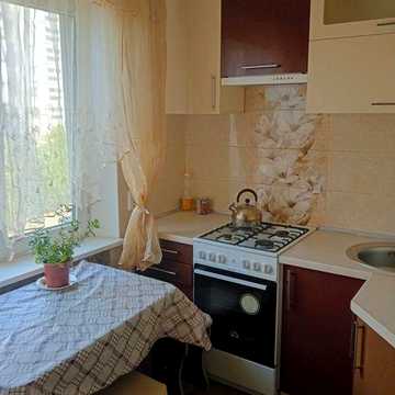 Здам 2 к.кв Космос центр ремонт 7000 грв