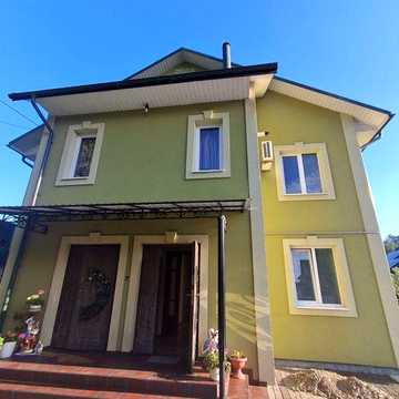Оренда частини БУДИНКУ, 3 кімнати, двір, парковка