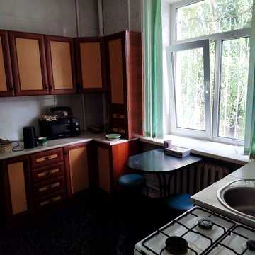Оренда 2 кімнатна в центрі