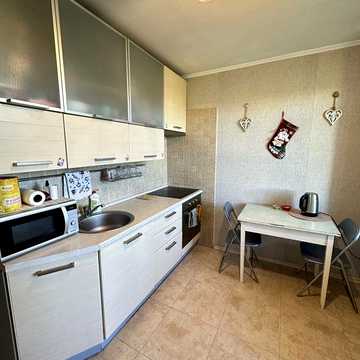 1к квартира вул. Райдужна 11