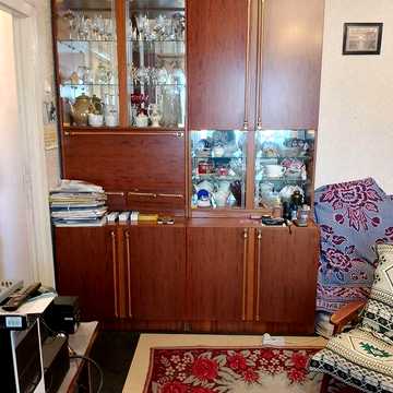Продам однокімнатну квартиру по вулиці Євгена Мельника