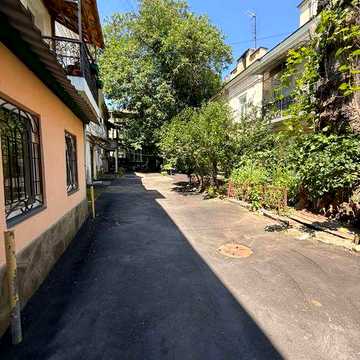 2к квартира в центрі міста вул Італійська(Пушкинська) поруч Оперний театр , 5хв до Дерибасіської