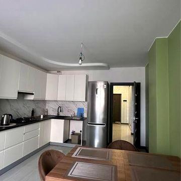 Оренда 2-кімнатної квартири, ЖК «Веселка», вул. Залізнична • 70 м² • 2 поверх