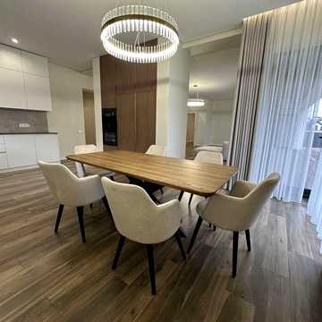 Будинок з басейном, 200 м², 13 соток, ремонт. Поруч Київ
