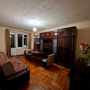 Продається 3-к квартира р-н Білої альтанки