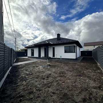 Продам будинок Гостомель 100 м², 4 сотки, 3 кімнати, 2 санвузли, газ, тепла підлога, свердловина, септик, підвал, горище, держпрограми
