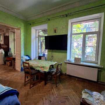 Продам 3-х комн. двухстороннюю квартиру на ул. Заславского в центре.