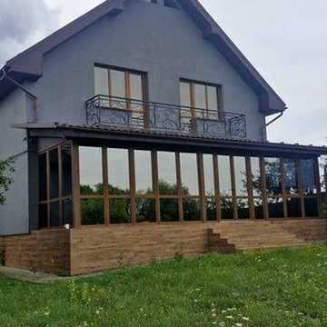 Продається житловий будинок з господарськими будівлями в с. Угринів/5км від Ратуші/