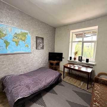 Продаж 1-кімнатної високогабаритки в м.Шептицький