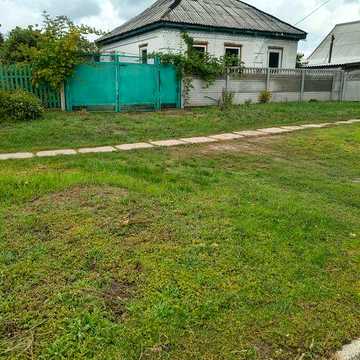 Продам будинок,  15-й район, потребує ремонту.