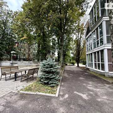 Довгострокова оренда 2к Квартира Квартальна (Гладкова) вулиця