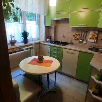 Продаж 2 к квартири м.Палац Спорту поруч
