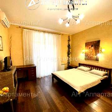Продам 1к.квартиру, сталинку, 31м, 100% ж/б, евроремонт, Центр, м.Научная,  ул.Е.Енина (Бакулина).