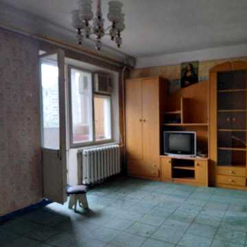 продам двухкомнатную квартиру, ул Школьная