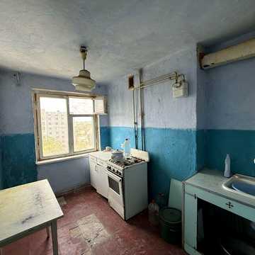 Двохкімнатна квартира на 3Слобідській/Колодязна.Під ремонт.