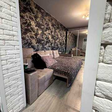 Продам домик в Центре Романково ( 28 школа )