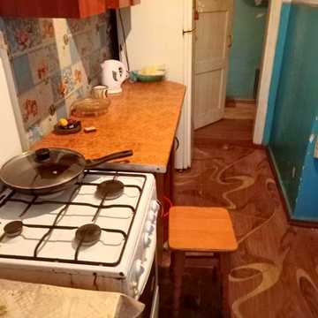 Продам 2х комнатную квартиру центральный рынок