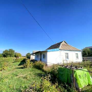 Продаж будинку с. Озерна, центр
