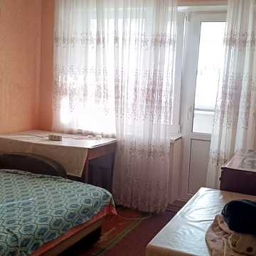 Довгострокова оренда 1к Квартира Левка Лук’яненка (Ватутіна) вулиця