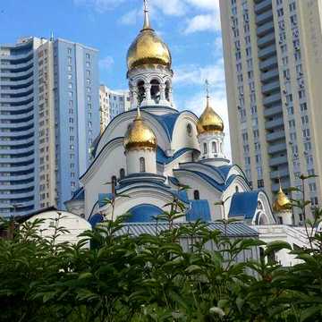 Краща ЛОКАЦІЯ та ЦІНА! Продам 3-кімн, з РЕМОНТОМ 108м² Глушкова 9В, БОМБОСХОВИЩЕ! Паркінг, Є-оселя! ОСББ генератор, парк, метро 7хв ЖК Глушкова