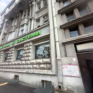 Продам 2к квартиру під ремонт, Петлюри 7/9